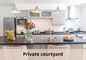 Elizabeth Flat 5 - By Luxury Apartments